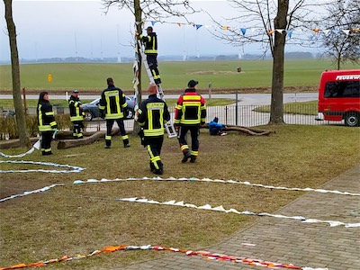 Feuerwehr schmückt 20.03.2026